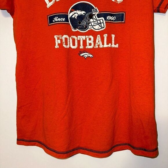 NFL Team Apparel Denver Broncos Women’s V Neck Tee Size Large EUC - Picture 2 of 9